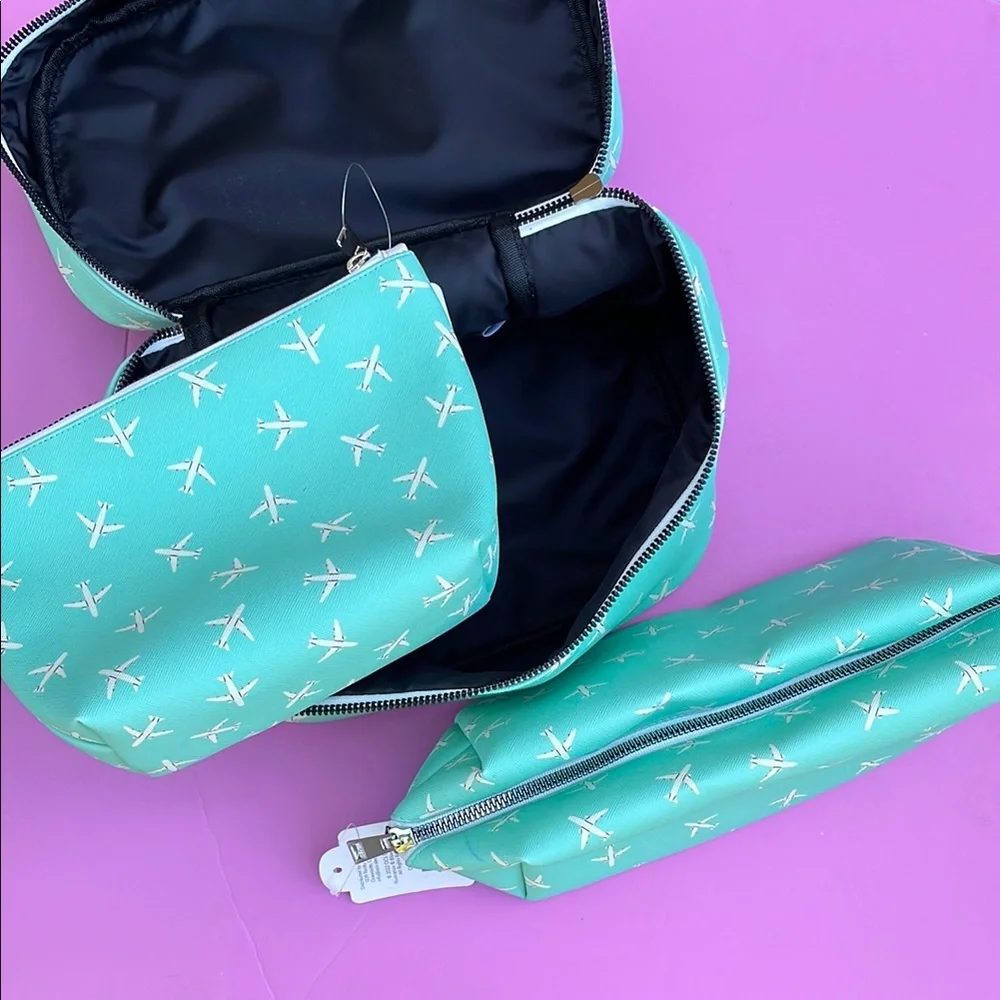 Teal Airplane Print 3 Piece Cosmetic Bag Set. New With Tags